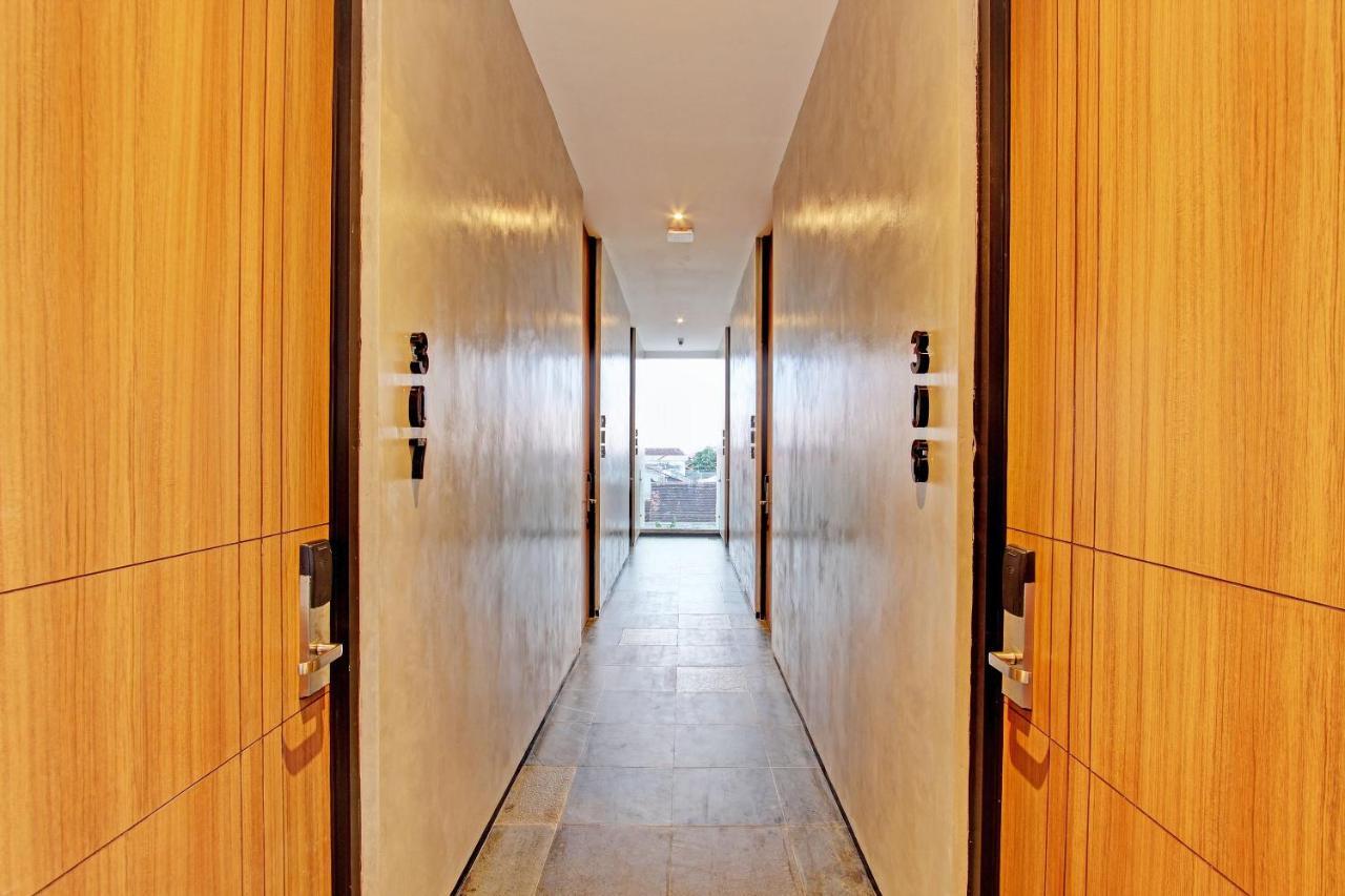 Super Oyo Capital O 92987 Keenan Living Perumnas Maguwo Exterior photo